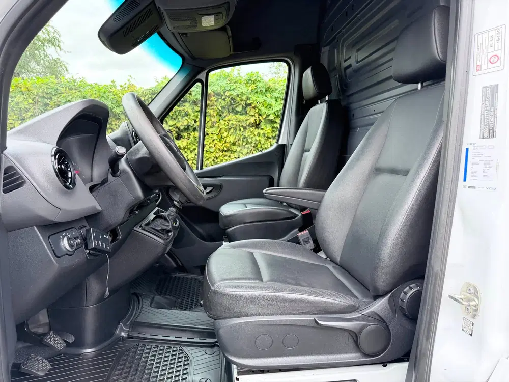 Mercedes-Benz Sprinter uit 2020, foto 4