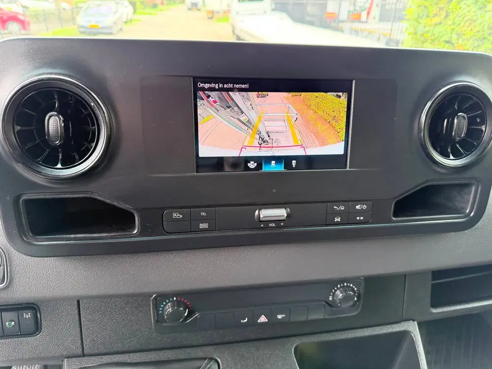 Mercedes-Benz Sprinter uit 2020, foto 8