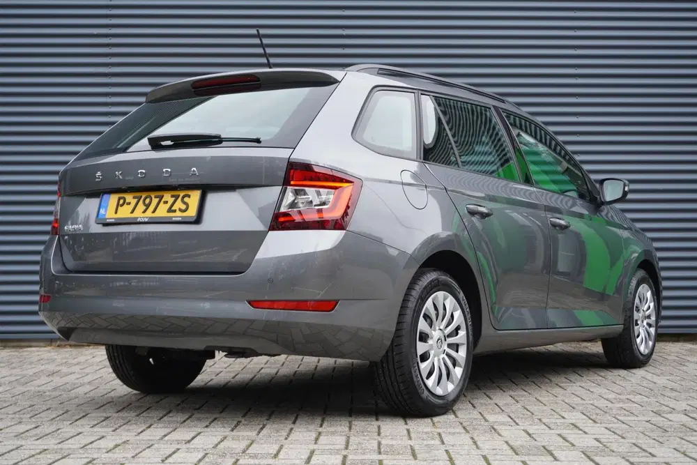 Skoda Fabia 1.0 TSI 95pk Ambition uit 2022, foto 2