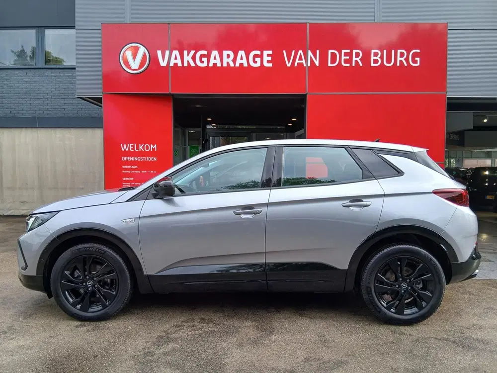 Opel Grandland 1.2 Turbo Hybrid GS uit 2024, foto 10