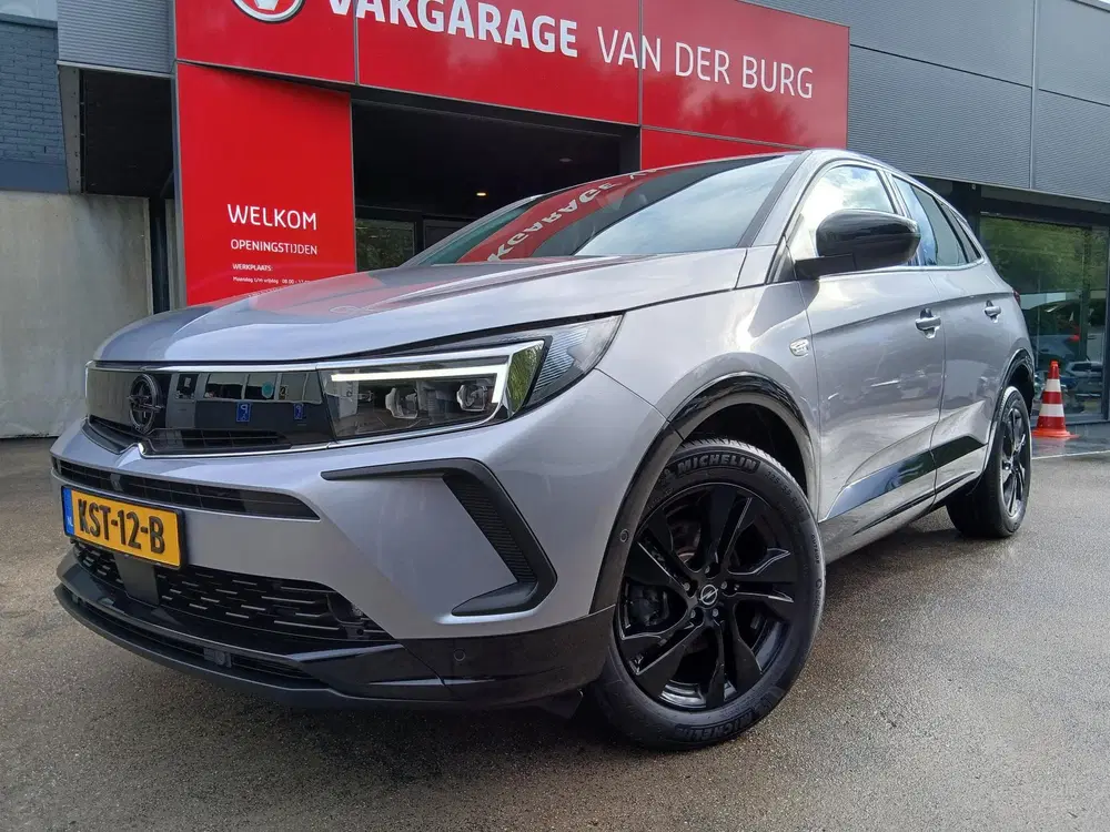 Opel Grandland 1.2 Turbo Hybrid GS uit 2024, foto 2