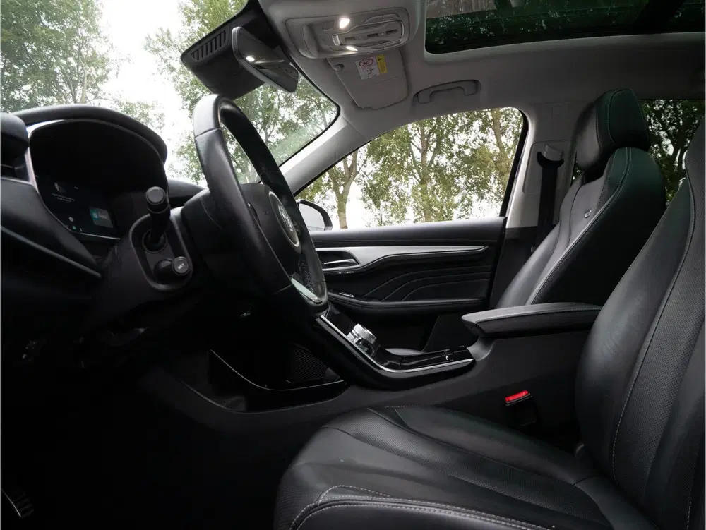 MG Marvel R Luxury 70 kWh SOH 95% Trekhaak uit 2022, foto 12