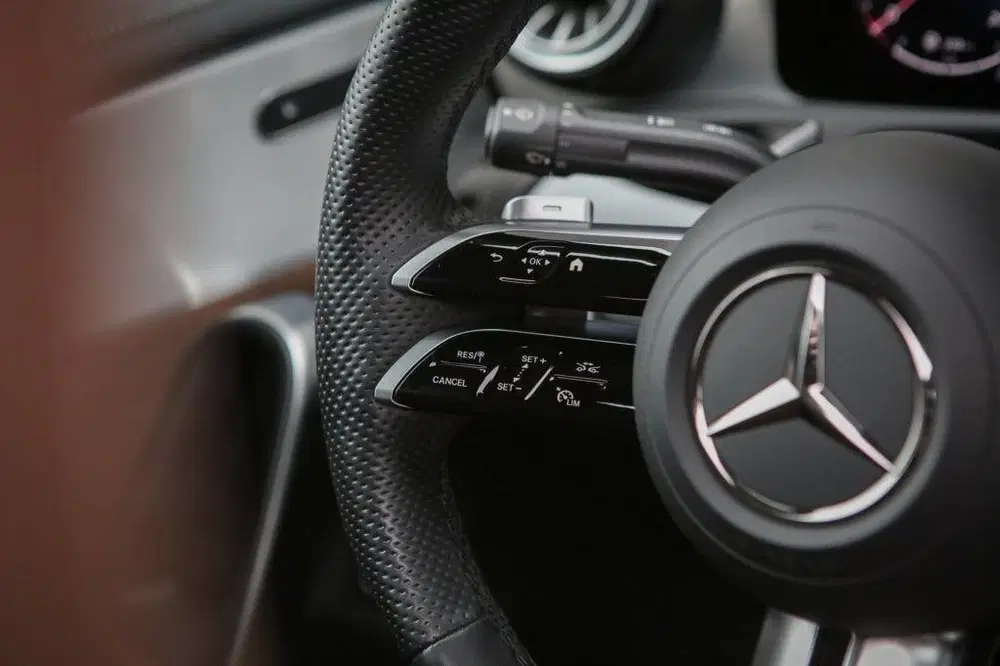 Mercedes-Benz CLA 250e AMG uit 2024, foto 9
