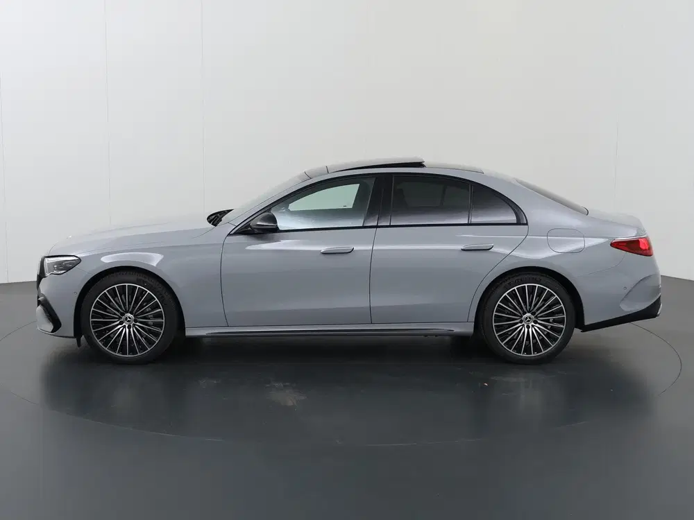 Mercedes-Benz E-Klasse 300e Sport Edition uit 2026, foto 5