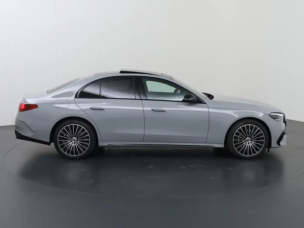 Mercedes-Benz E-Klasse 300e Sport Edition uit 2026, foto 6