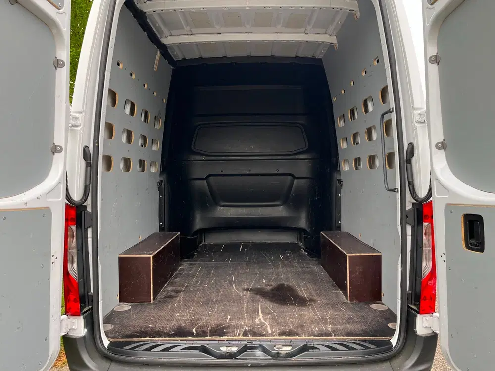 Mercedes-Benz Sprinter uit 2022, foto 12