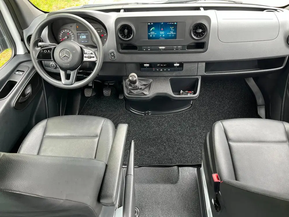 Mercedes-Benz Sprinter uit 2022, foto 5
