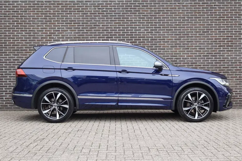Volkswagen Tiguan Allspace 1.5 TSI 150pk DSG R-Line Business uit 2023, foto 3