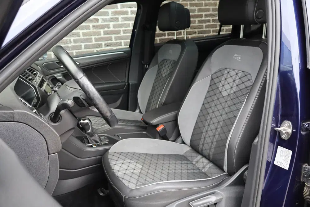 Volkswagen Tiguan Allspace 1.5 TSI 150pk DSG R-Line Business uit 2023, foto 4