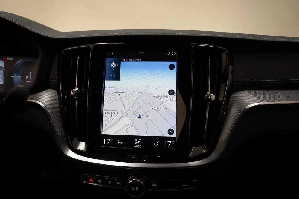 Volvo S60 2.0 Recharge T8 AWD 456pk Polestar Enginee uit 2022, foto 9