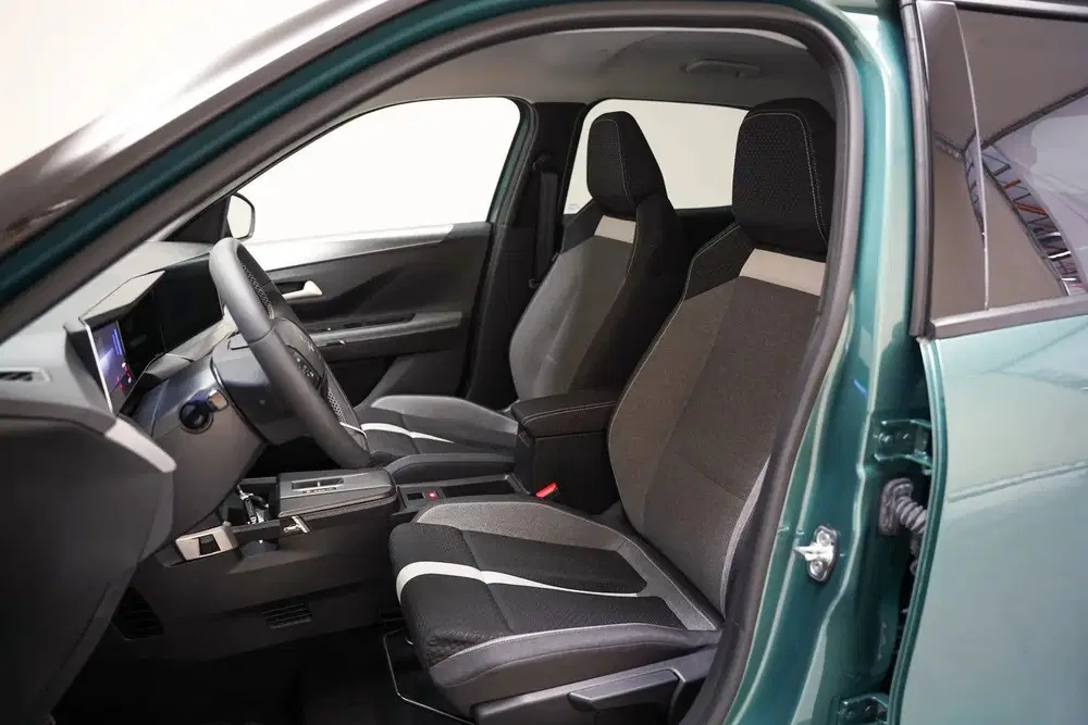 Opel Frontera GS Line 44 kWh [ Navi Camera Dodehoekdetec uit 2025, foto 13