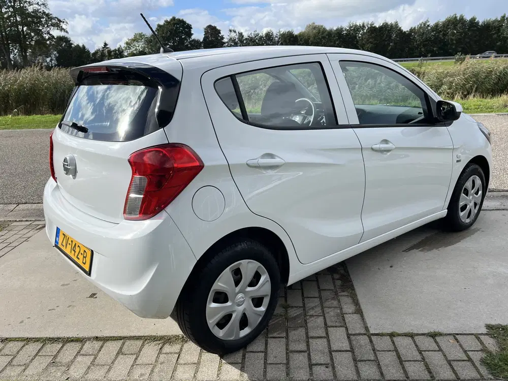 Opel Karl 1.0 ecoFLEX 120 Jaar Edition uit 2019, foto 2