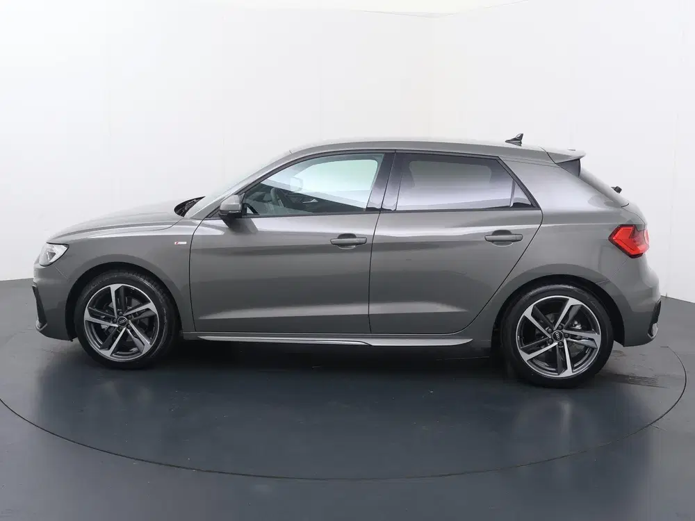 Audi A1 35 TFSI S edition uit 2025, foto 2