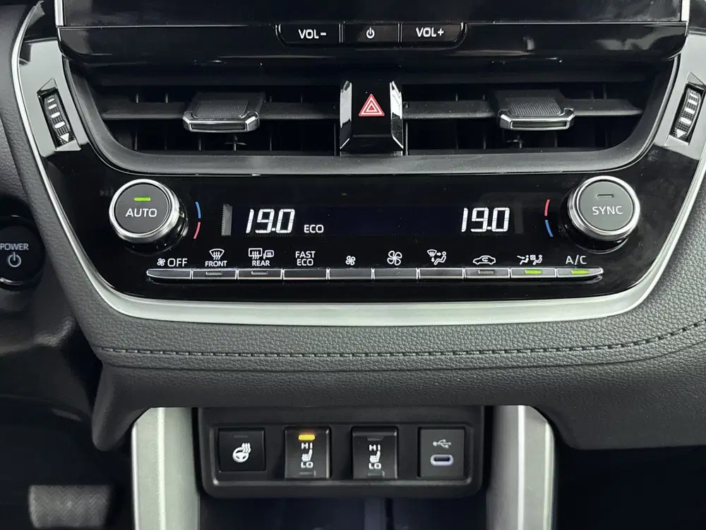 Toyota Corolla Cross Hybrid 140 Style uit 2024, foto 9