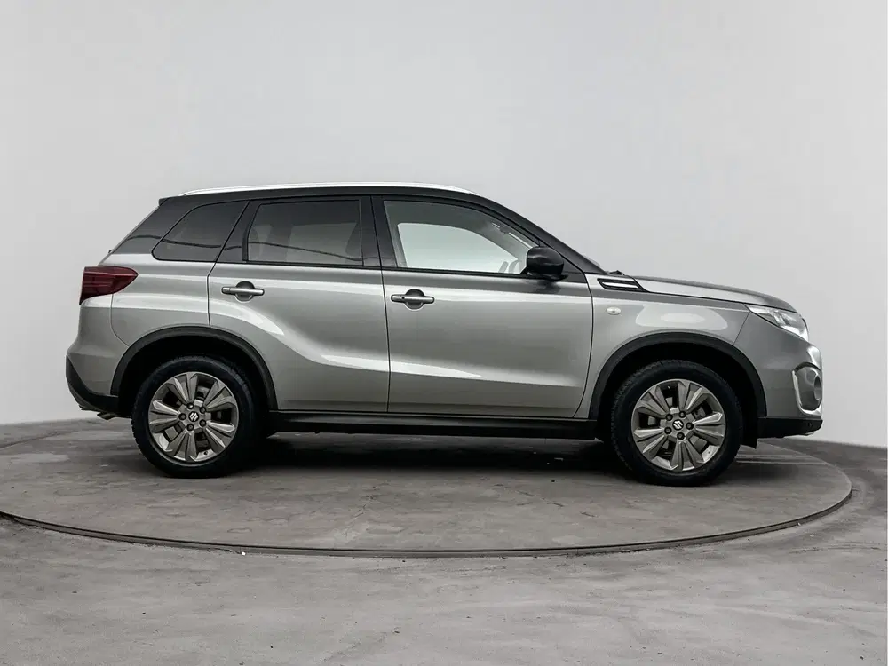Suzuki Vitara 1.4 Boosterjet Select Smart Hybrid uit 2021, foto 11