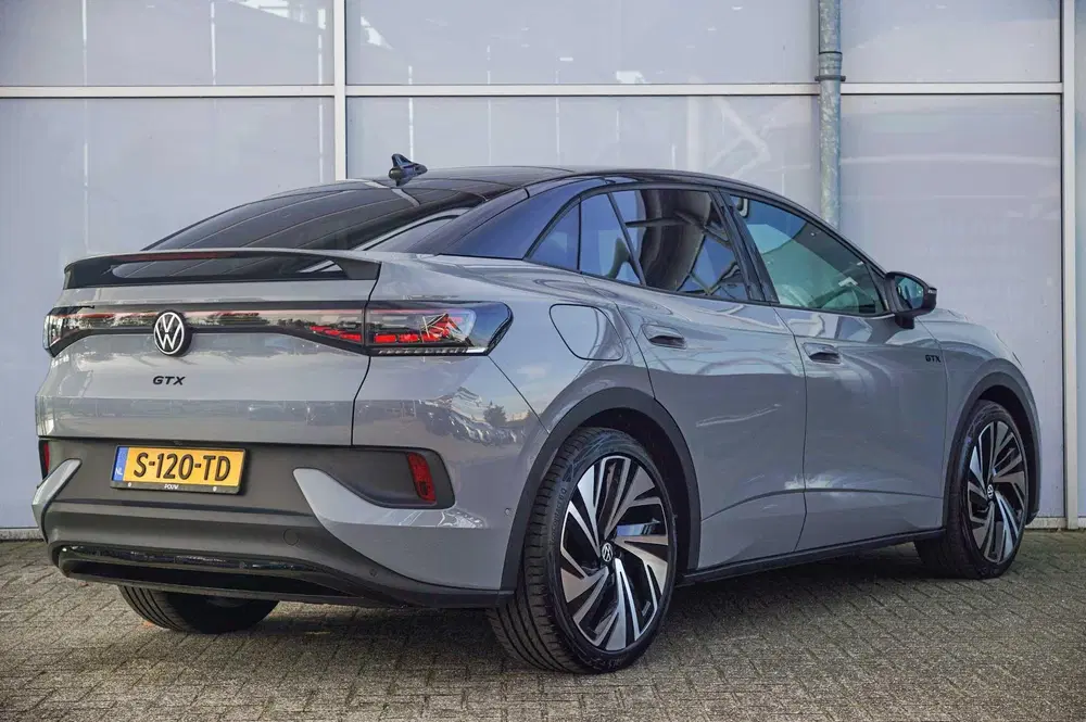 Volkswagen ID.5 GTX 299pk 77 kWh uit 2023, foto 2