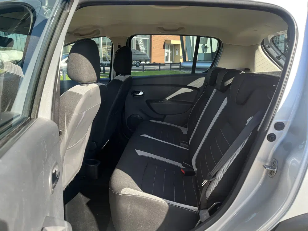 Dacia Sandero 0.9 TCe uit 2019, foto 13