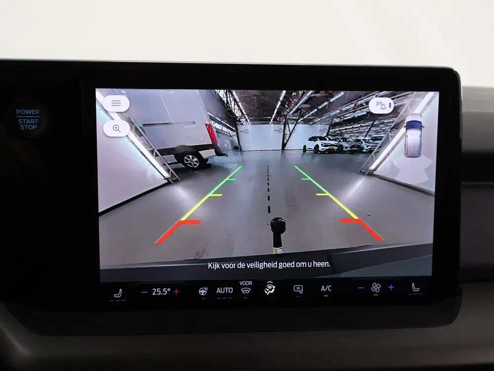 Ford Transit Courier Limited 44 kWh uit 2026, foto 13
