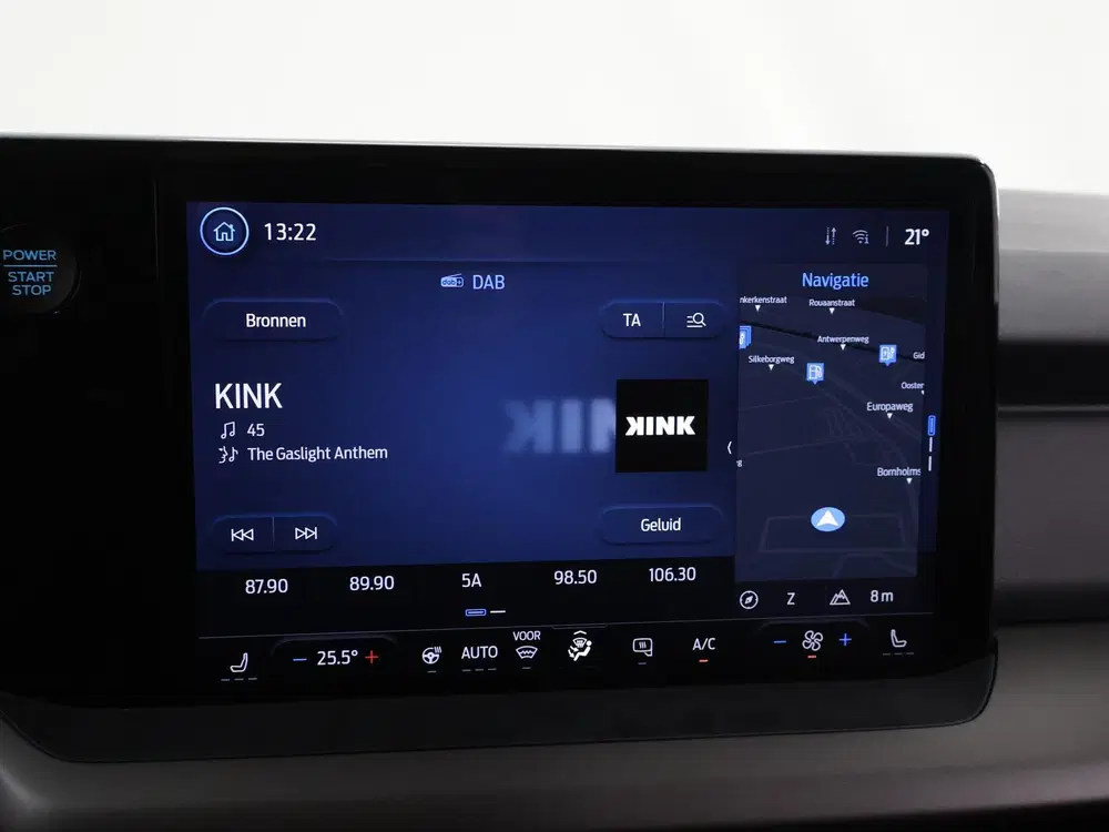 Ford Transit Courier Limited 44 kWh uit 2026, foto 14