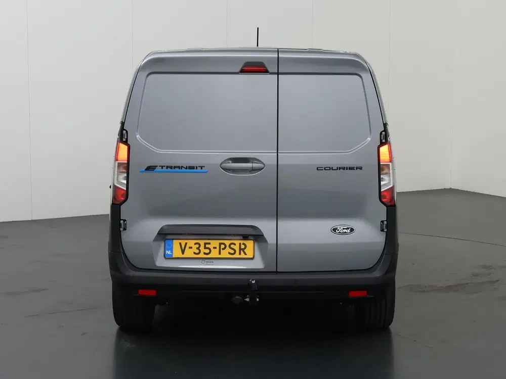 Ford Transit Courier Limited 44 kWh uit 2026, foto 4