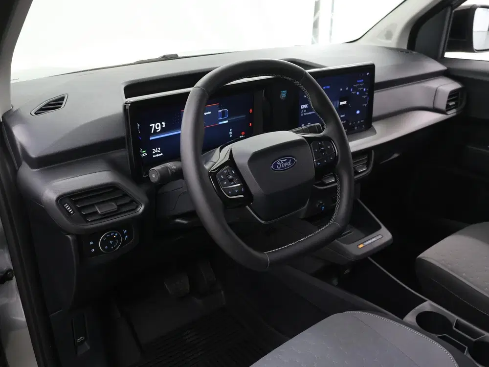 Ford Transit Courier Limited 44 kWh uit 2026, foto 7