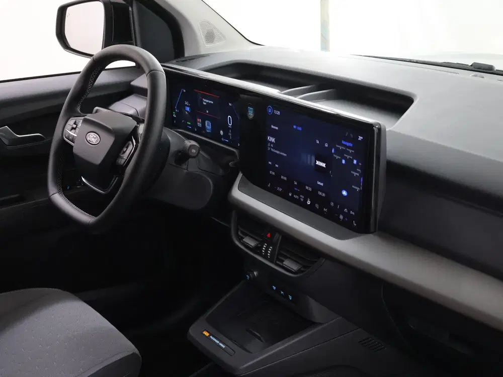 Ford Transit Courier Limited 44 kWh uit 2026, foto 8