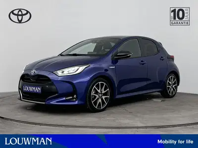 Toyota Yaris 1.5 Hybrid Executive Limited uit 2020