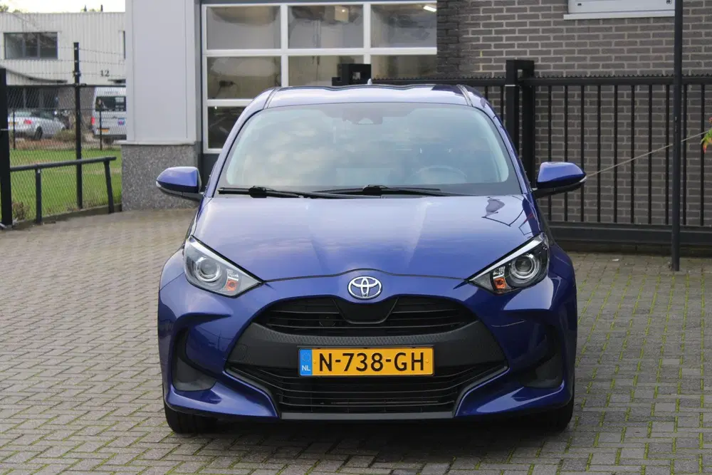 Toyota Yaris 1.0 VVT-i Active Camera uit 2021, foto 2