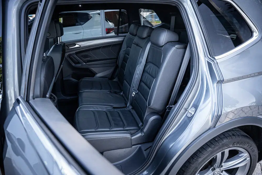 Volkswagen Tiguan Allspace 2.0 TSI 4Motion Highline 7p. uit 2020, foto 15