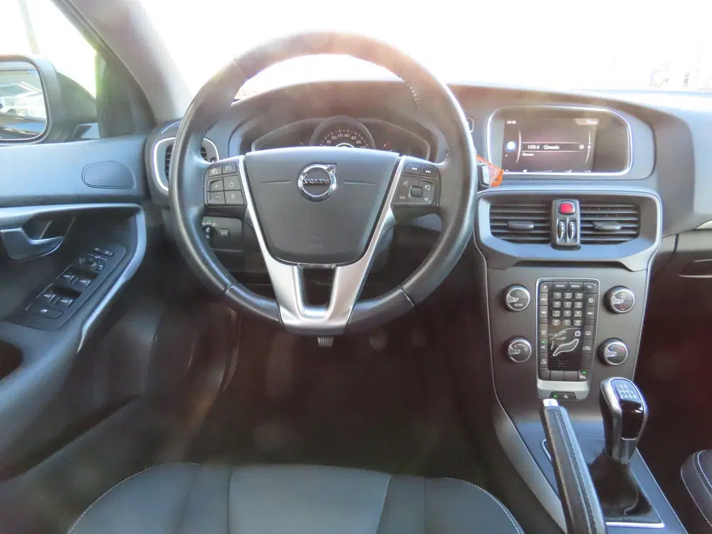 Volvo V40 2.0 T2 Navi LED 18" PDC Cruise Bluetooth uit 2019, foto 11