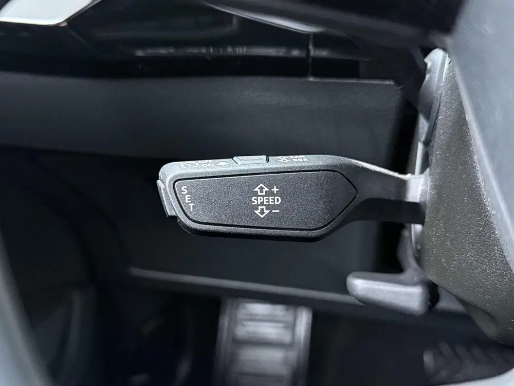 Audi e-tron 50 quattro edition 71 kWh uit 2022, foto 10