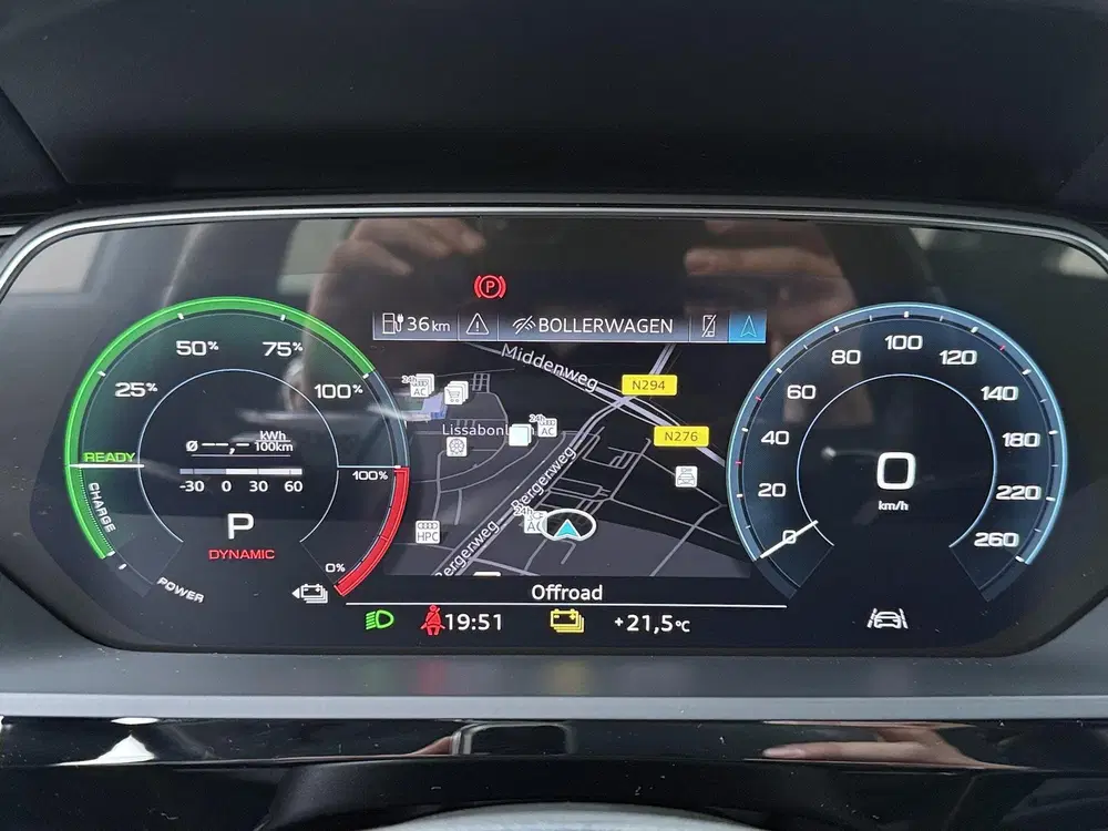 Audi e-tron 50 quattro edition 71 kWh uit 2022, foto 12