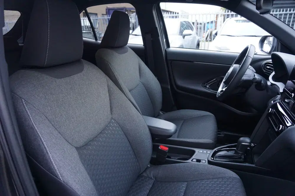 Toyota Yaris Cross 1.5 Hybrid 130 Dynamic Comfort Pack uit 2026, foto 9
