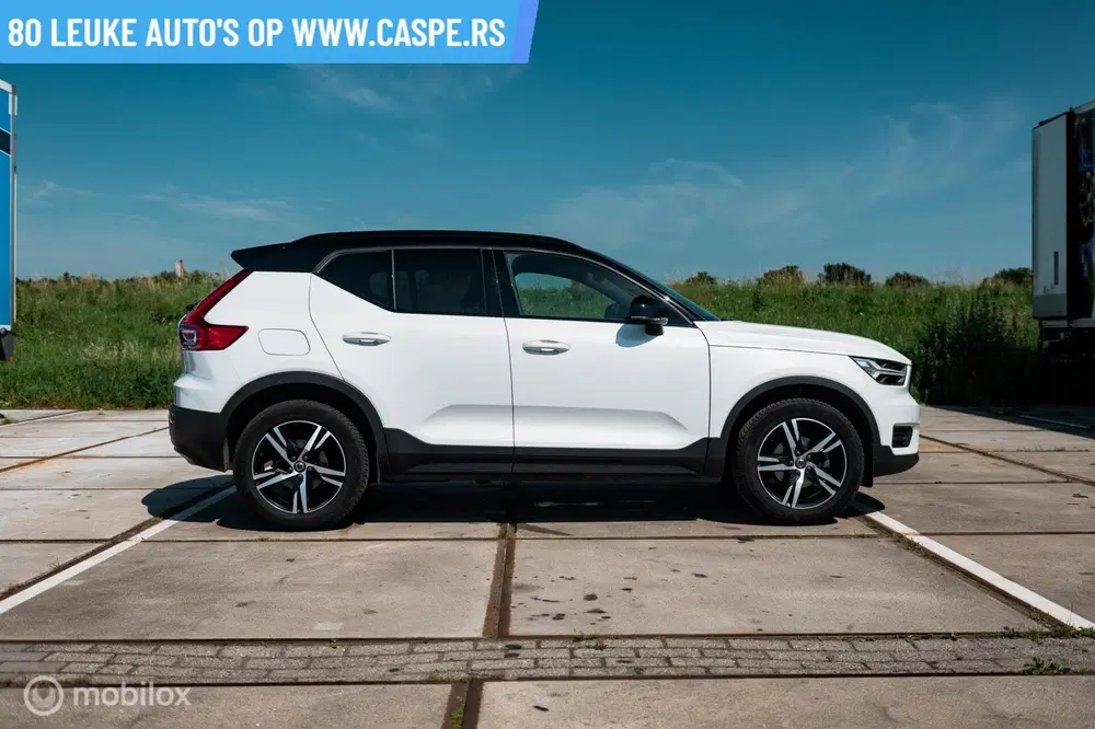 Volvo XC40 T3 R-Design uit 2019, foto 4