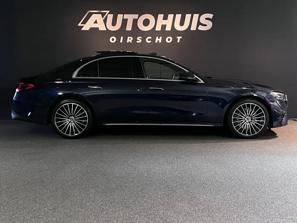 Mercedes-Benz E-Klasse 300 e AMG Line Pano uit 2024, foto 6