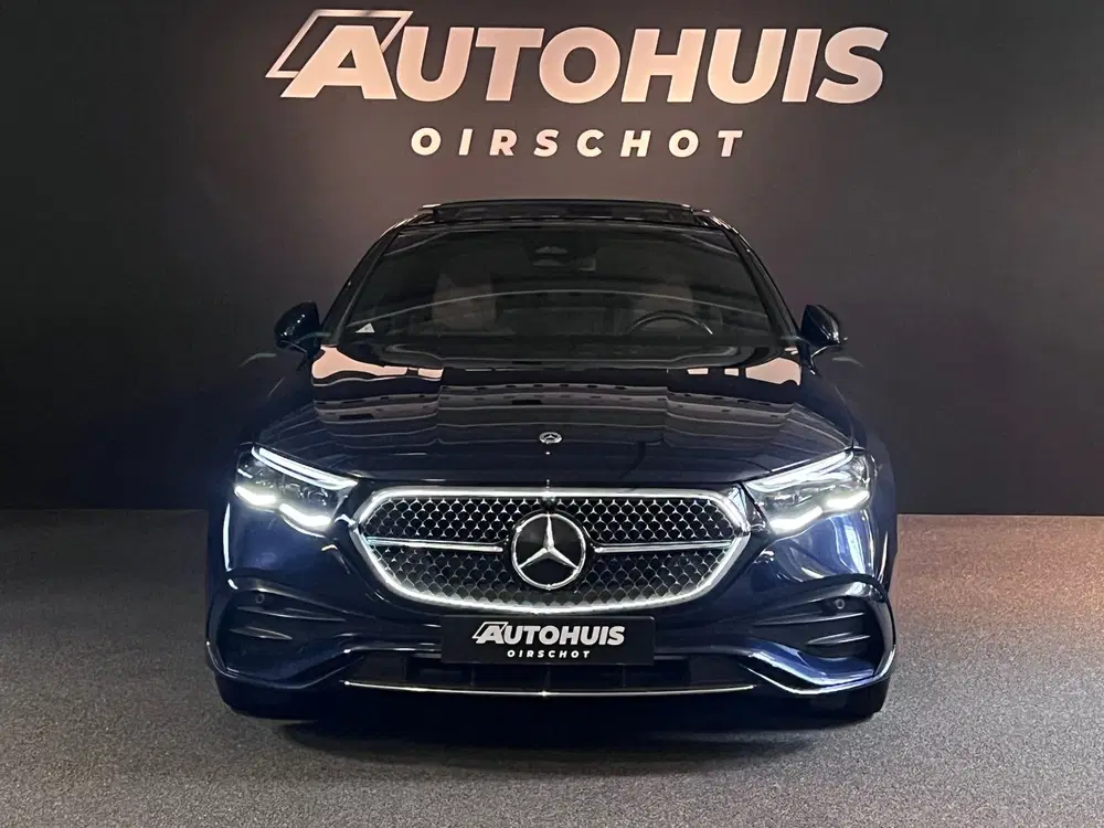 Mercedes-Benz E-Klasse 300 e AMG Line Pano uit 2024, foto 7
