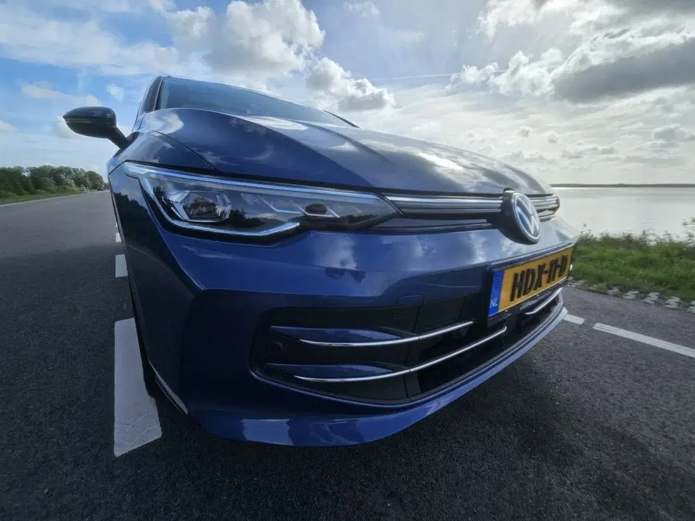 Volkswagen Golf 1.5 eTSI R-Line Edition uit 2024, foto 10