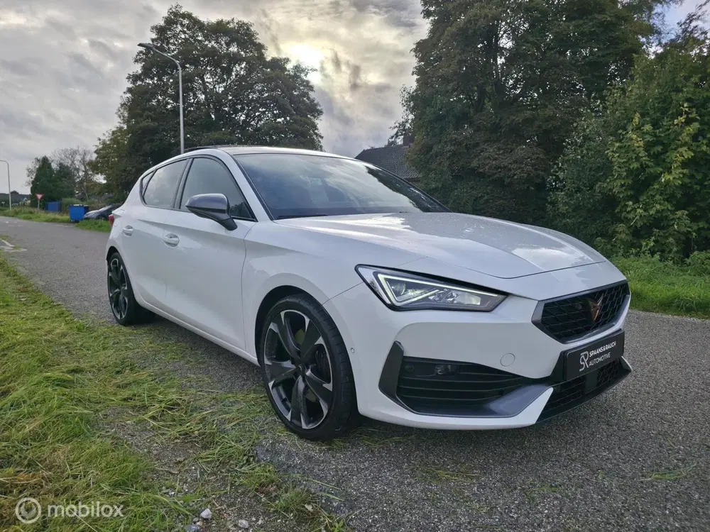 Cupra Leon 1.4 e-Hybrid VZ 245pk uit 2023, foto 4