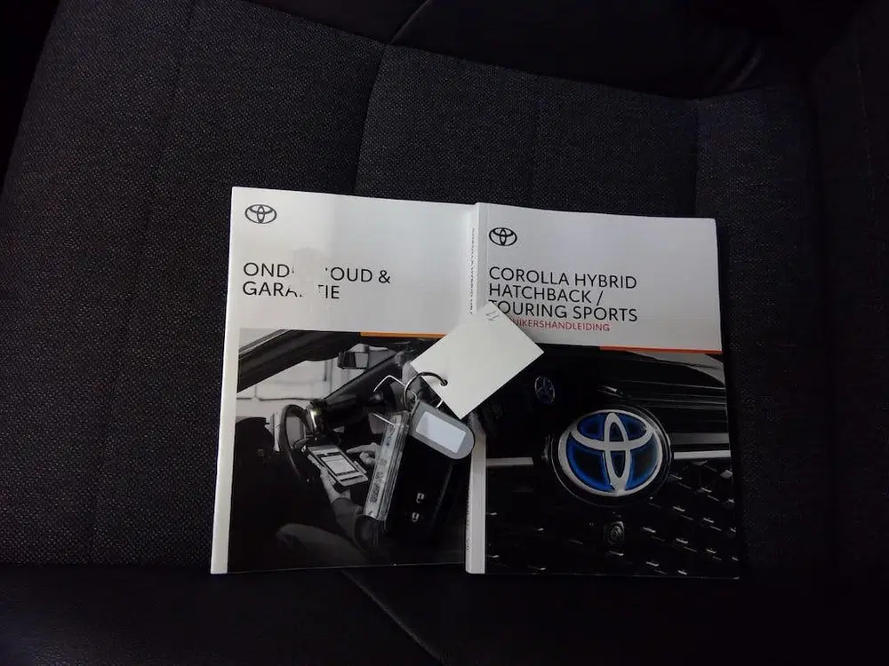 Toyota Corolla 2.0 Hybrid Dynamic+Led+Leder+s uit 2021, foto 6
