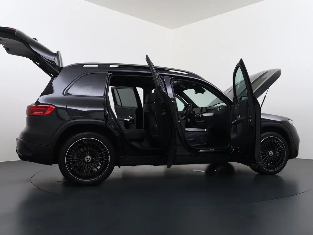 Mercedes-Benz EQB 250+ AMG Line 71 kWh uit 2025, foto 14