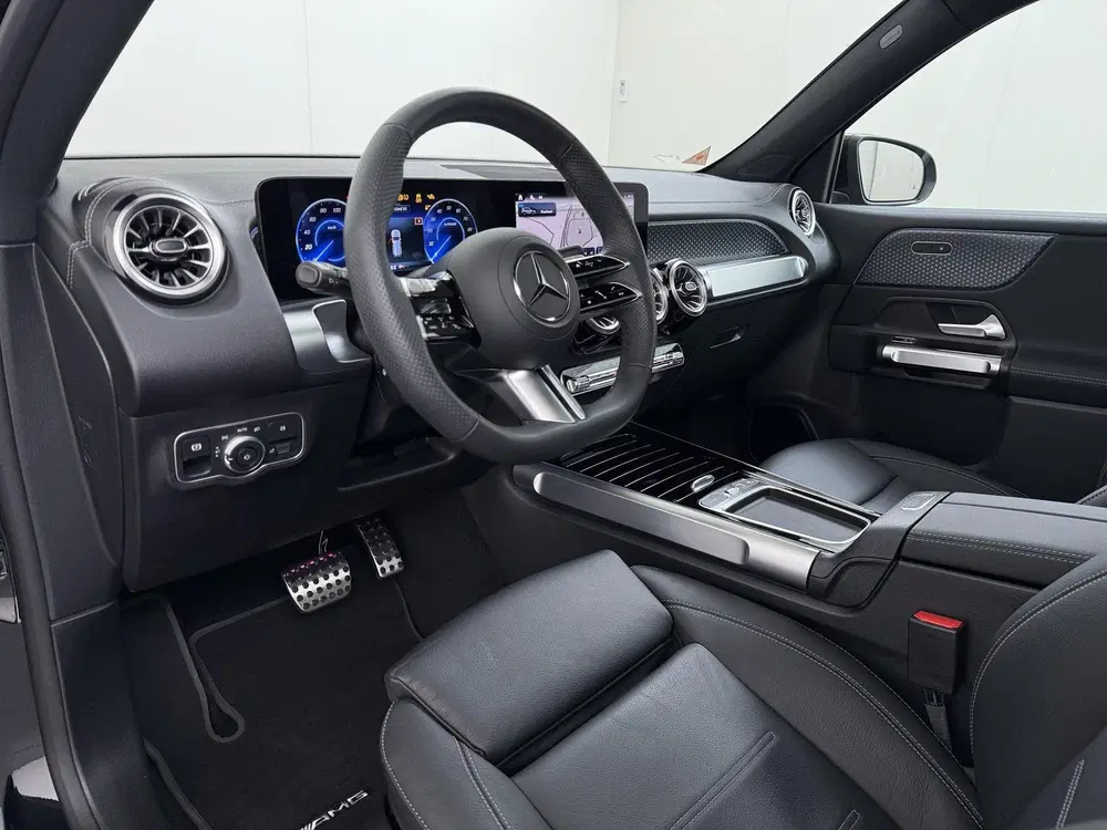 Mercedes-Benz EQB 250+ AMG Line 71 kWh uit 2025, foto 2