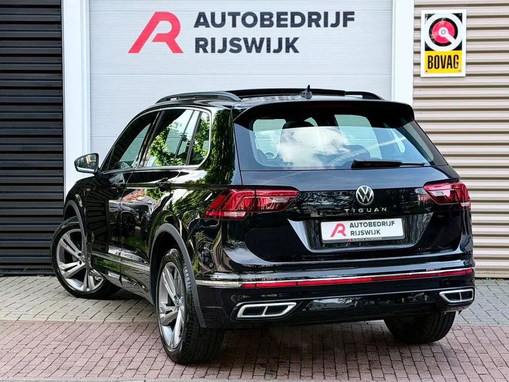 Volkswagen Tiguan 1.5 TSI R-Line Pano uit 2024, foto 3