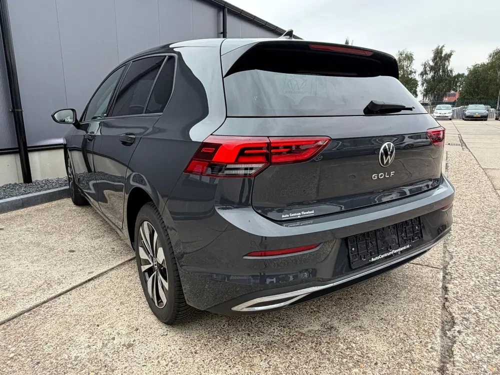 Volkswagen Golf 1.5 TSI MOVE Business uit 2024, foto 9