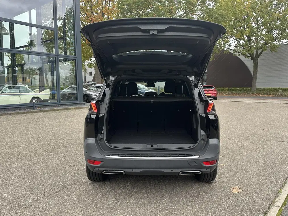 Peugeot 5008 1.2 PureTech GT 7 PERSOONS uit 2022, foto 10