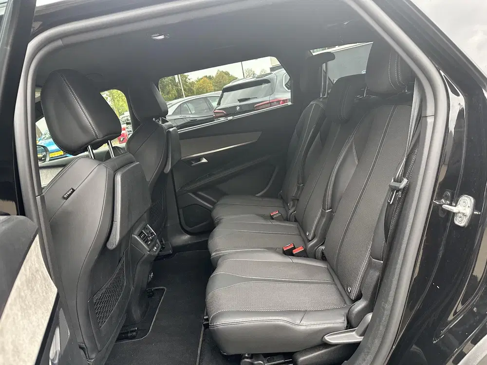 Peugeot 5008 1.2 PureTech GT 7 PERSOONS uit 2022, foto 13
