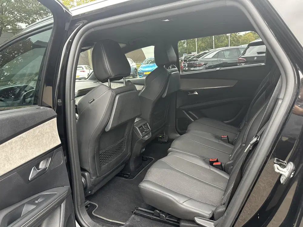 Peugeot 5008 1.2 PureTech GT 7 PERSOONS uit 2022, foto 14