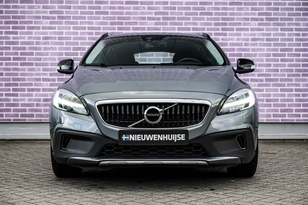 Volvo V40 Cross Country 1.5 T3 Nordic+ uit 2019, foto 10
