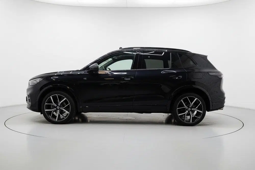 Volkswagen Tiguan 1.5 eTSI 3x R Line PANO IQ HEAD UP H&K 360 uit 2024, foto 5