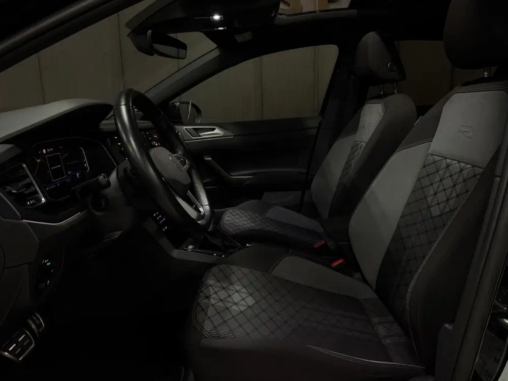 Volkswagen Taigo 1.5 TSI R-Line uit 2022, foto 4