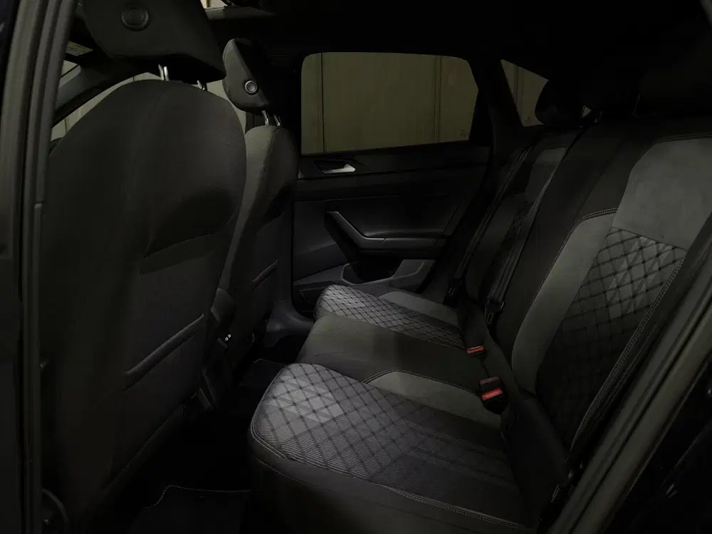 Volkswagen Taigo 1.5 TSI R-Line uit 2022, foto 6